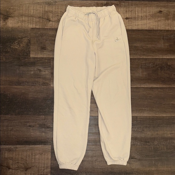 ALO Yoga Pants - ALO Yoga Cream Track Pants